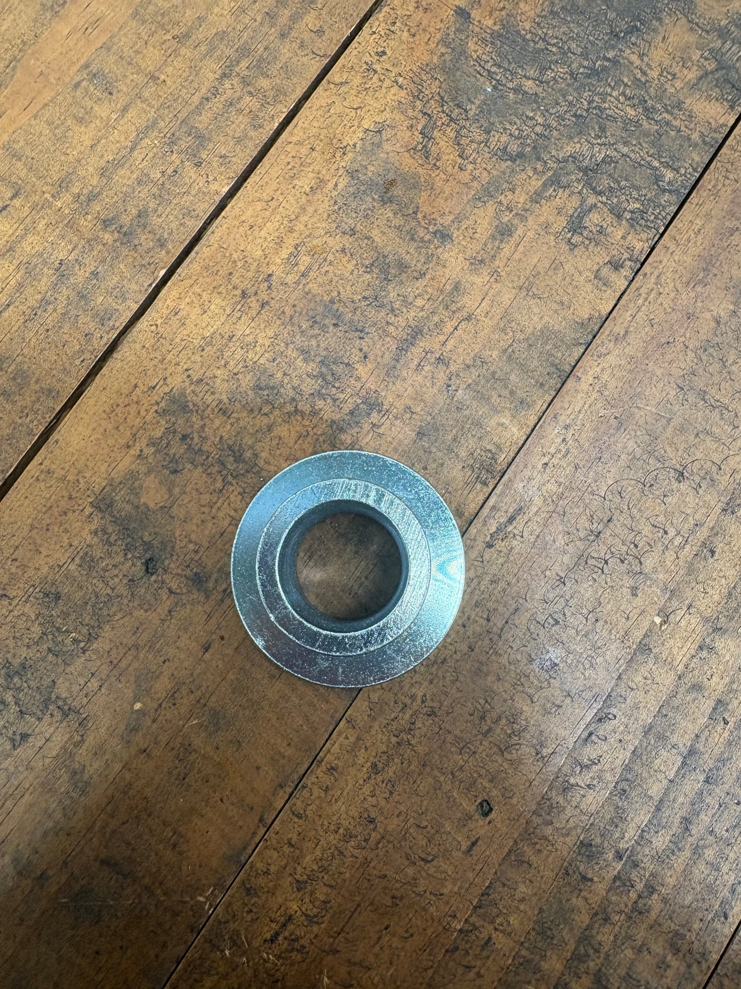 MHRB2 Mr Hitch Reducing Bush with Flange 1-1/4- 7/8''