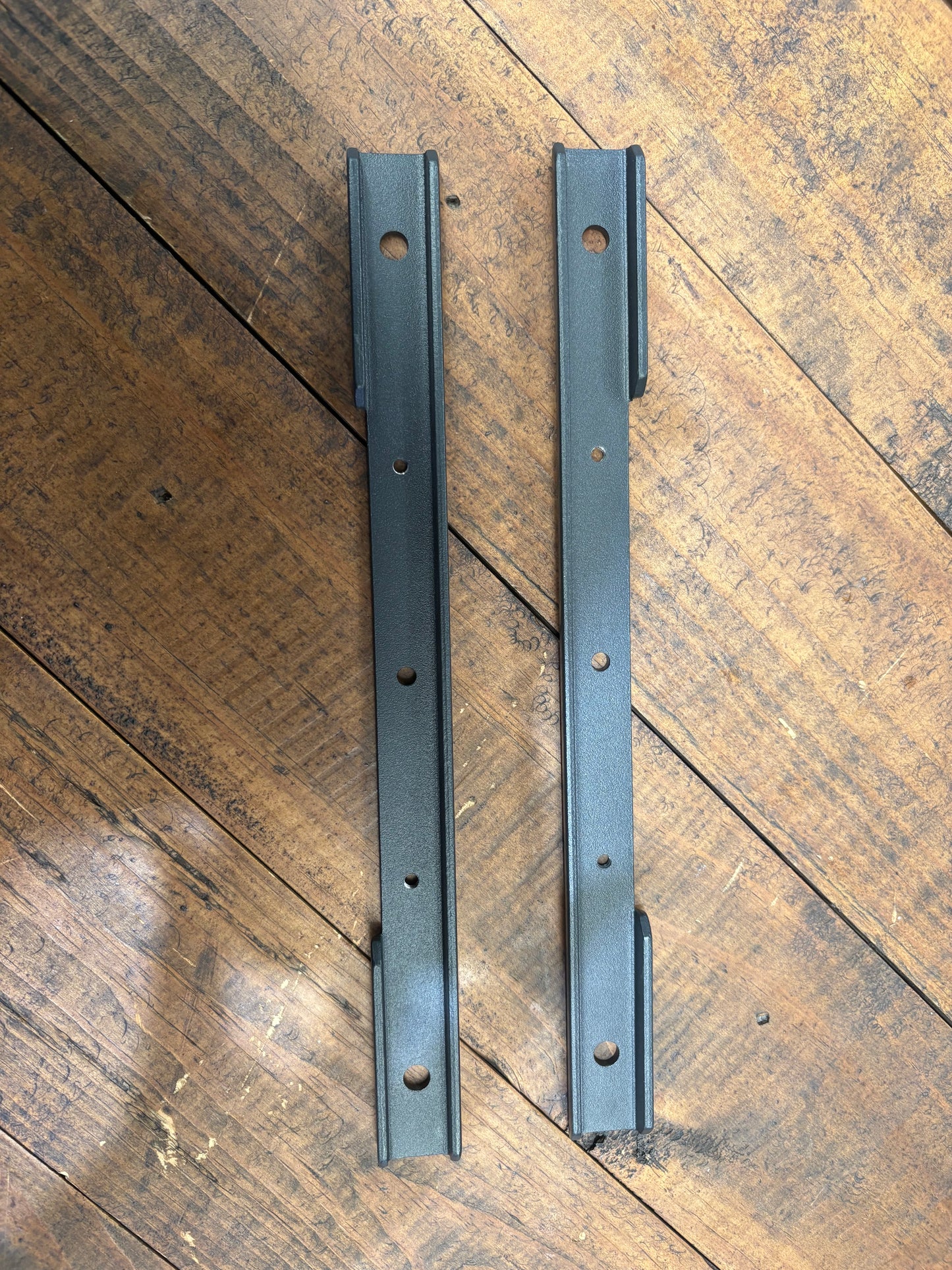 Sphere Vesa TV Conversion Bracket 100x100 M4 to 200x100 M6