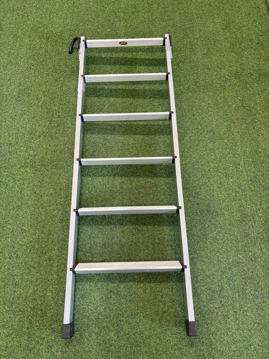 155cm Tall Ladder- With hooks