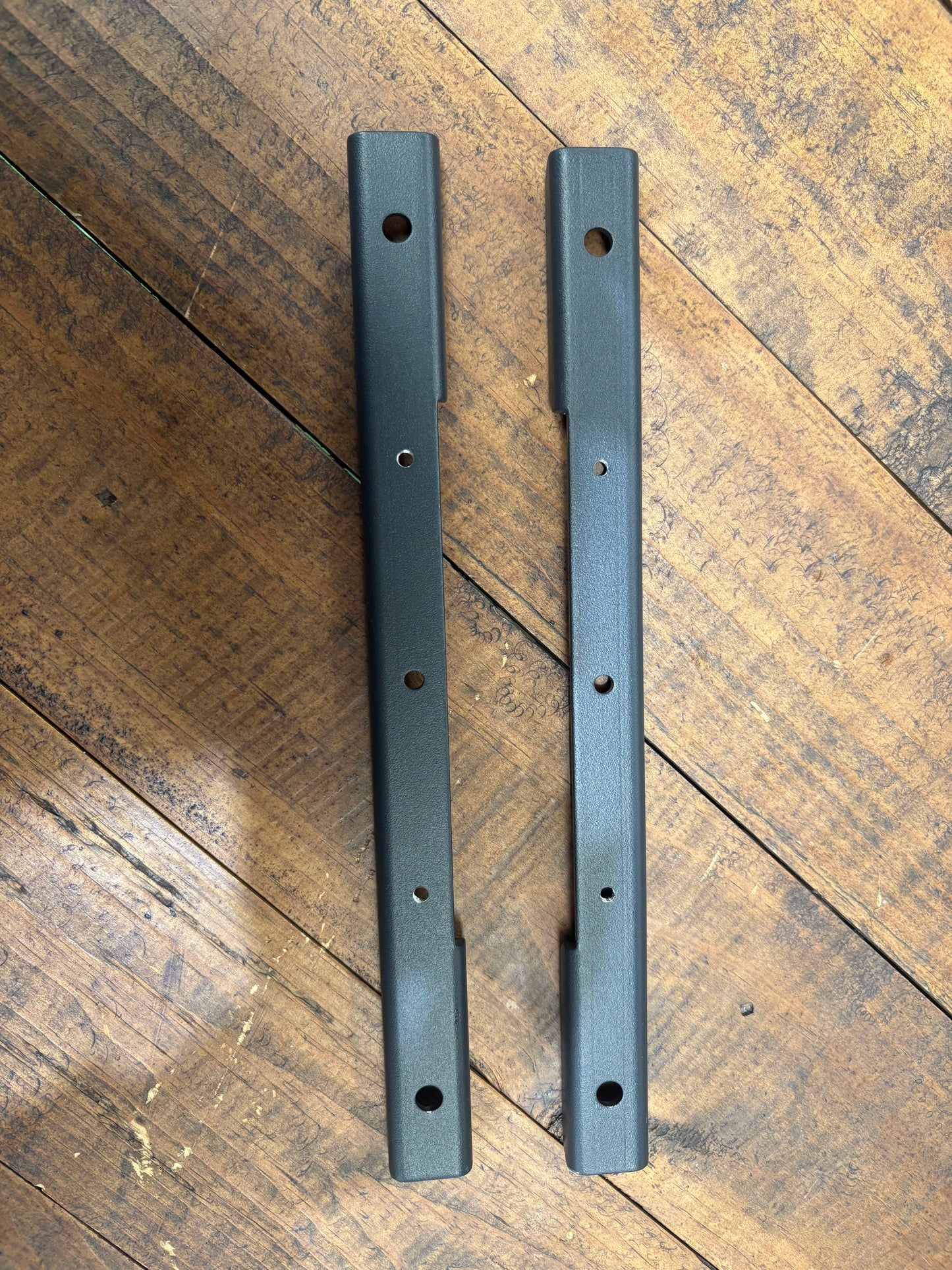 Sphere Vesa TV Conversion Bracket 100x100 M4 to 200x100 M6